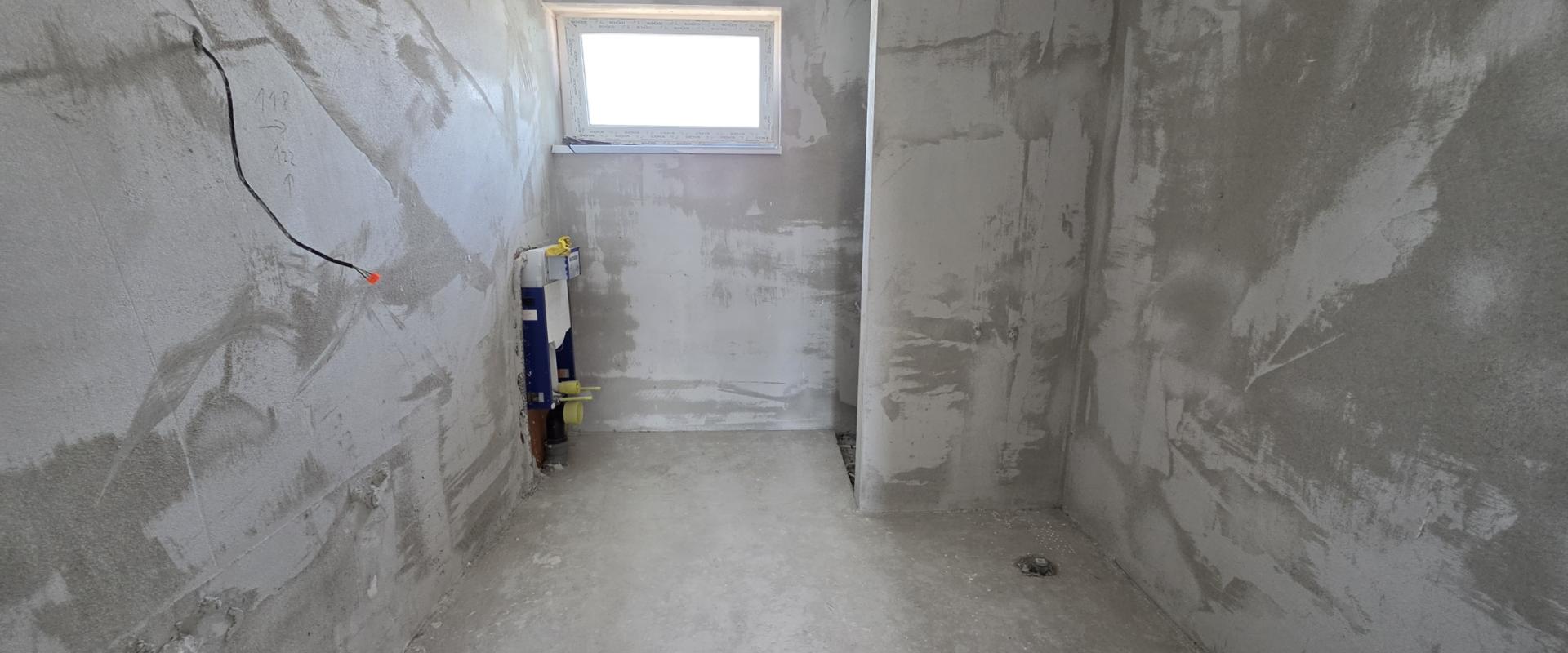 4-IZBOVÝ BUNGALOV S VEĽKOU TERASOU – LEN 5 MINÚT OD SENCA