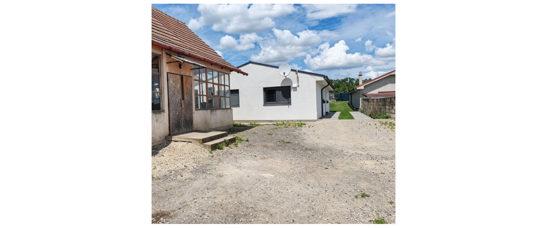 Na predaj kompletne zariadený 4-izbový rodinný dom v Nových Sadoch