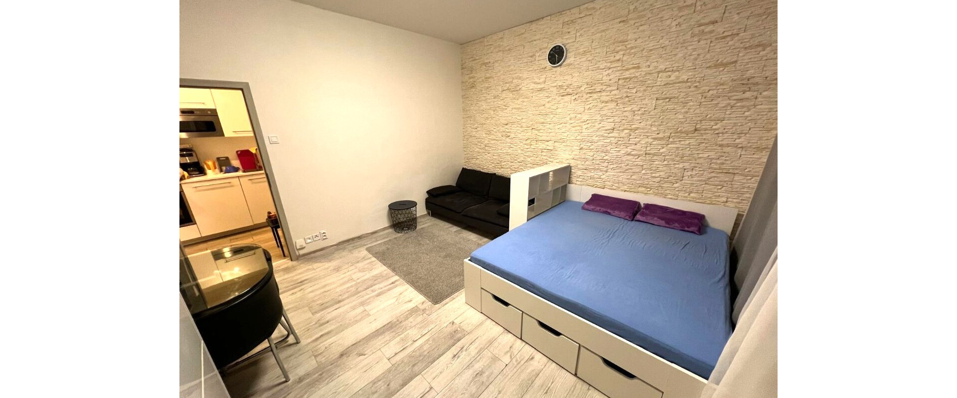 PREDAJ 1-izbový byt s balkónom v zelenej lokalite