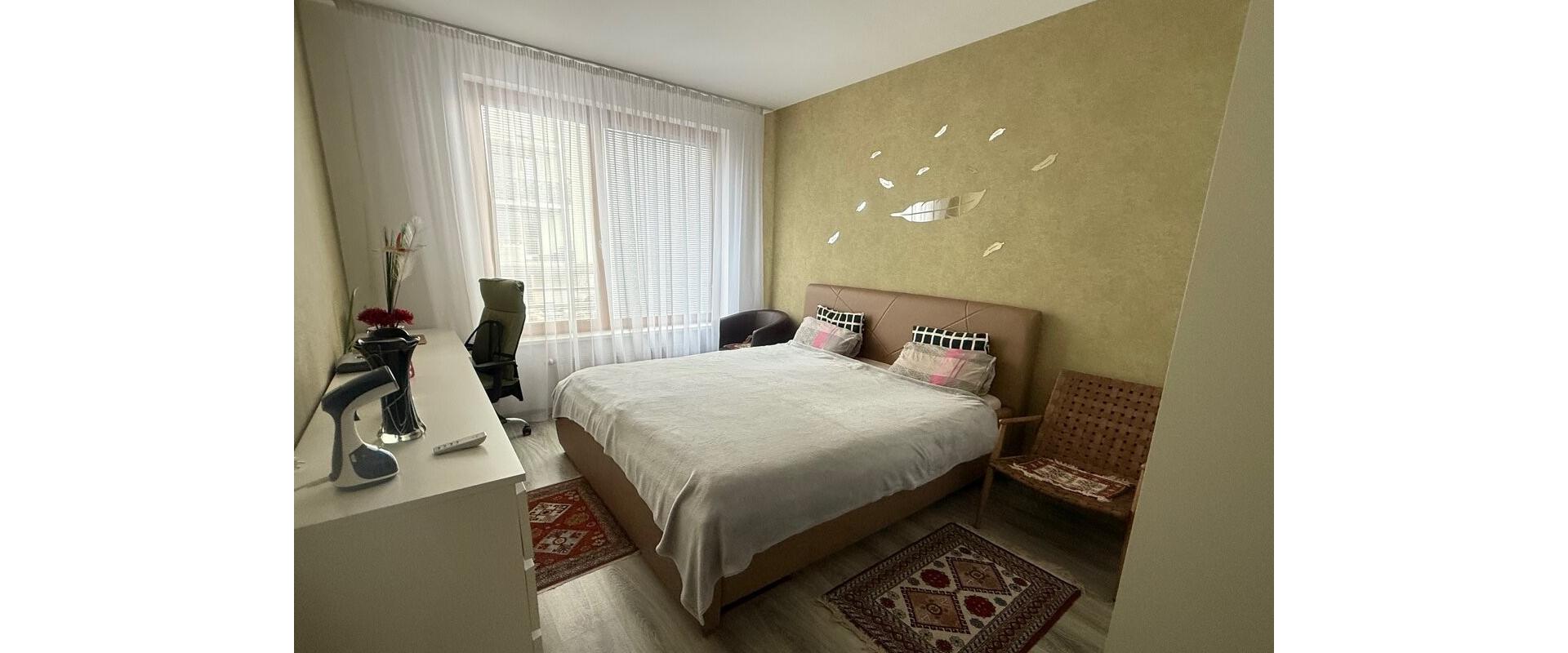 Na predaj kompletne zariadený 3 - izbový byt  - 71,5 m2
