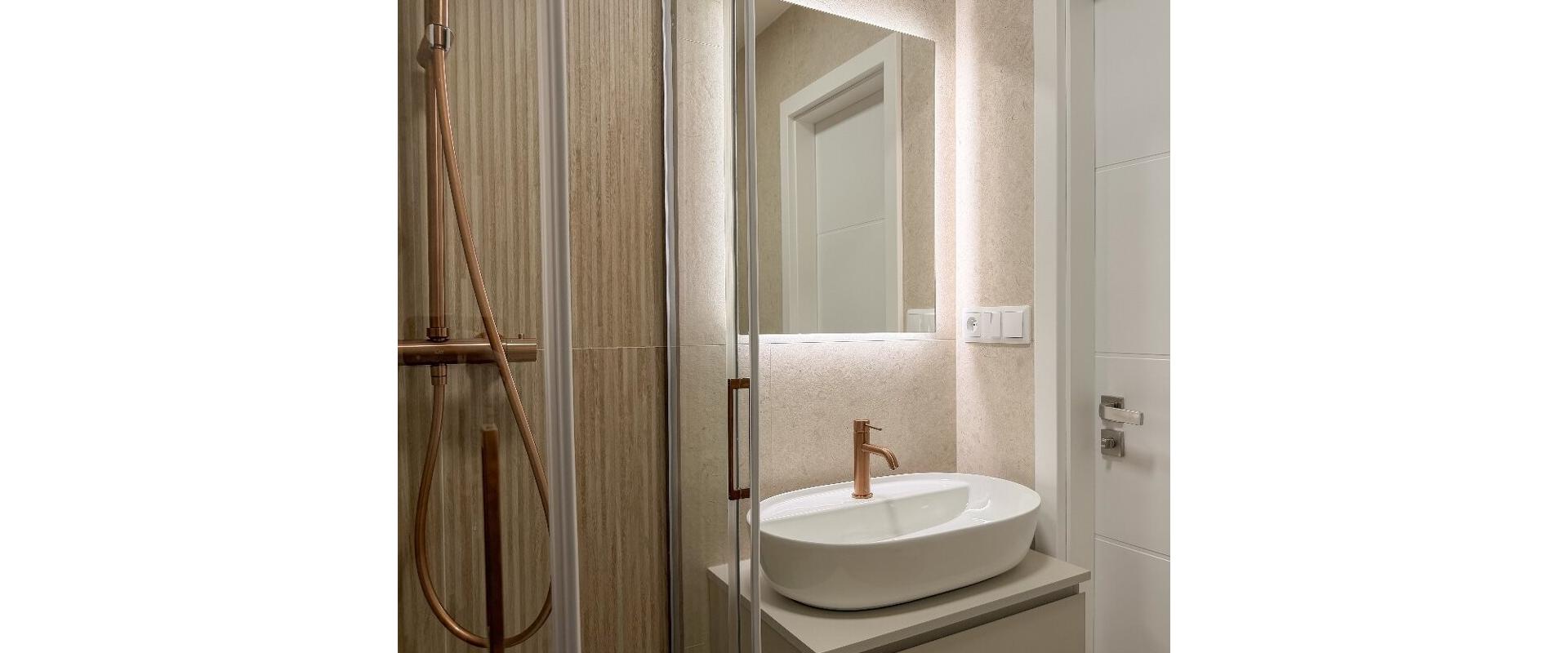 Menší 3 izbový byt s balkónom a pivnicou Sibírska ulica