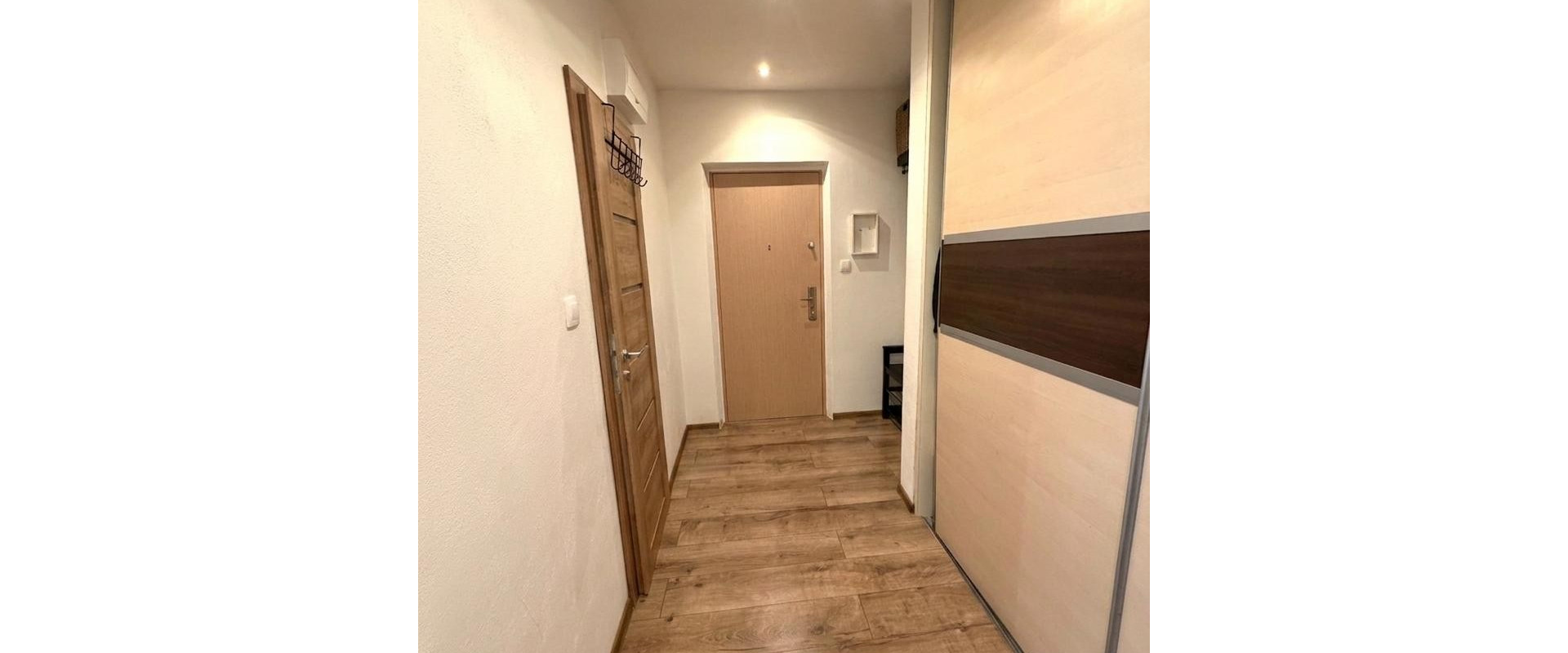 🏡 ŠTÝLOVÝ 2-IZBOVÝ BYT S BALKÓNOM, BANSKÁ BYSTRICA