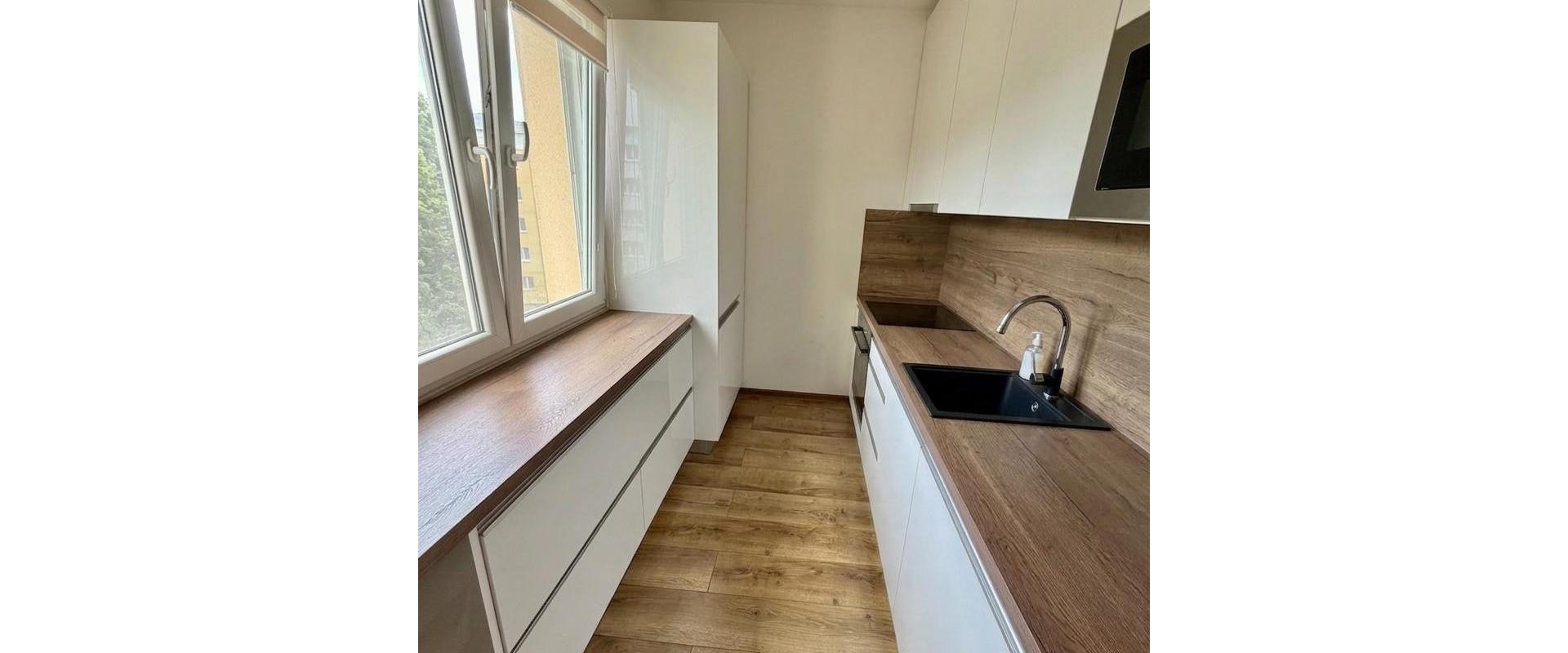 🏡 ŠTÝLOVÝ 2-IZBOVÝ BYT S BALKÓNOM, BANSKÁ BYSTRICA
