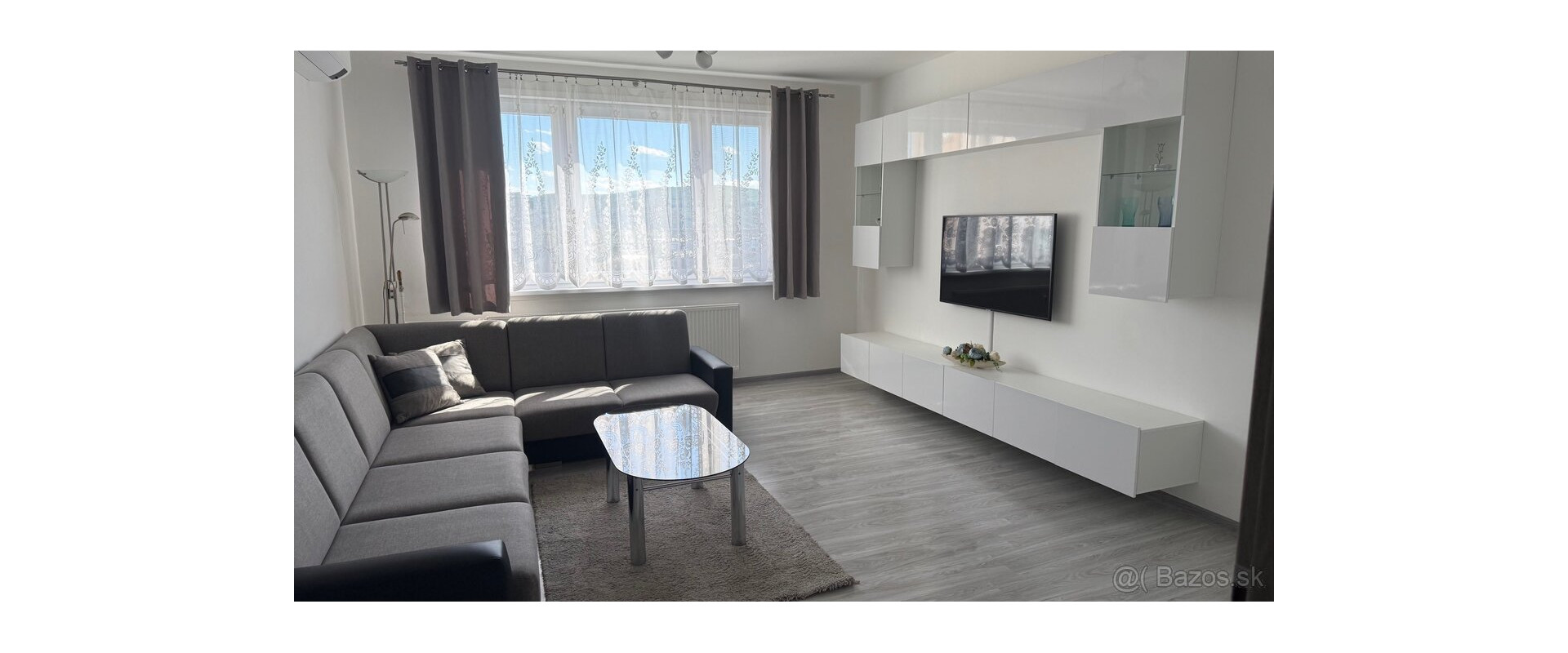 🏡 Na prenájom priestranný 3-izbový byt – Vazecka 12
