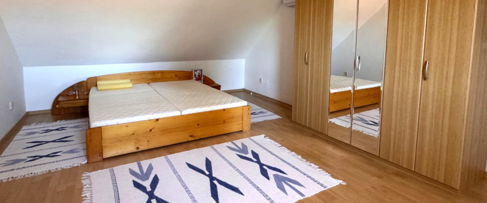 JKVREAL ponúka na predaj 5-izbový dom pri Malackách