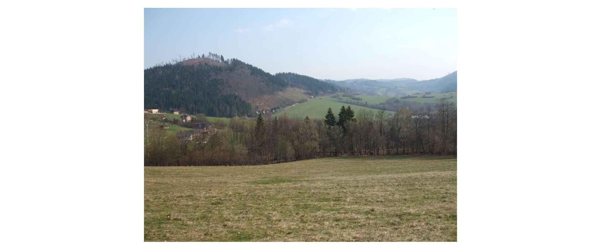 Ponúkam na predaj pozemok o výmere 48 338 m² v obci Lysica.