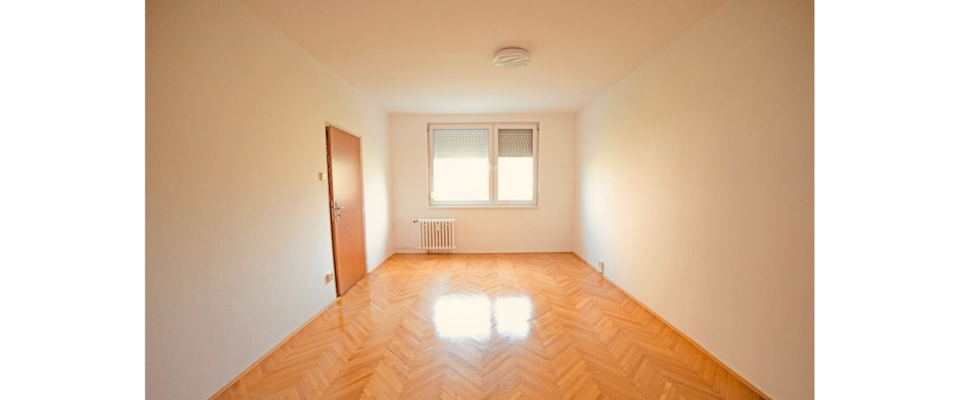 Na predaj priestranný 2-izbový byt
