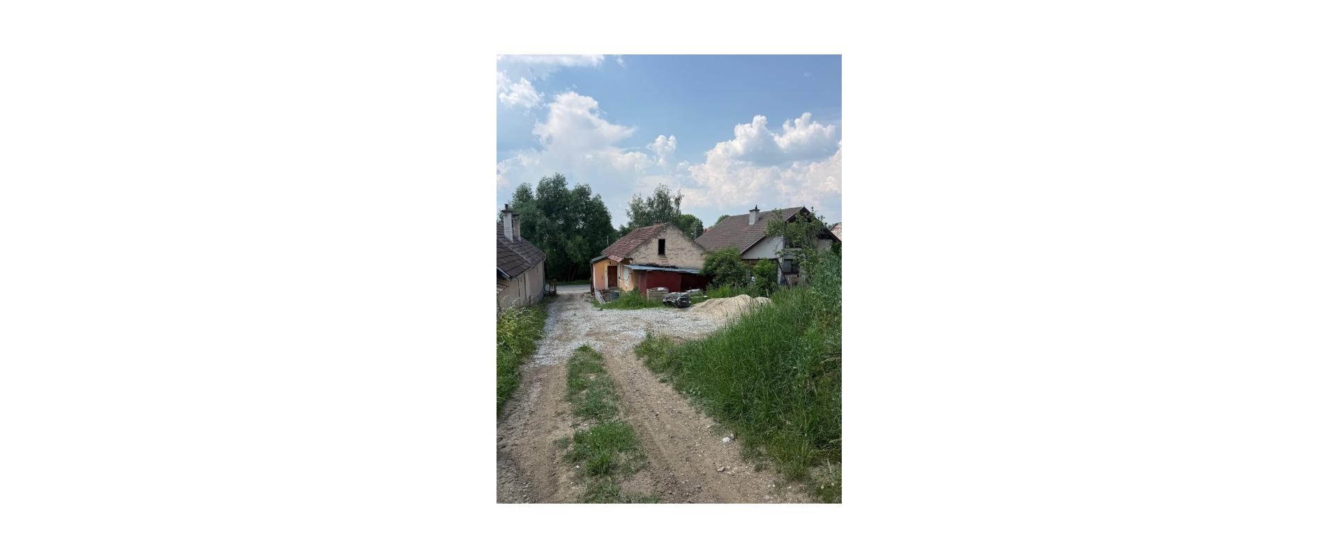 Rodinný dom s veľkým pozemkom a potenciálom – Arnutovce