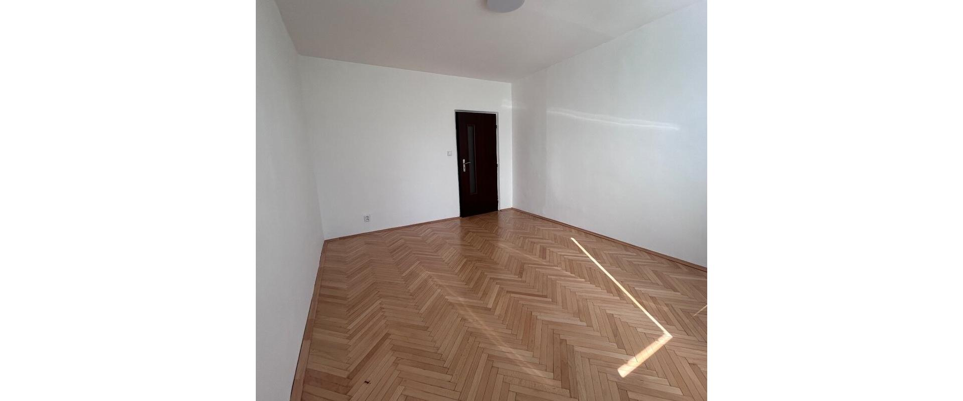 Na prenájom veľmi vkusne a  moderne zariadený 3-izbový byt.