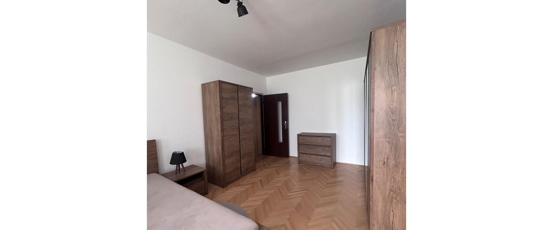 Na prenájom veľmi vkusne a  moderne zariadený 3-izbový byt.