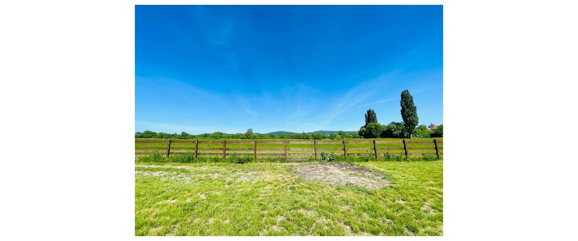 VÝNIMOČNÝ POZEMOK V OBCI ŠTEFANOVÁ | 2 394 m²