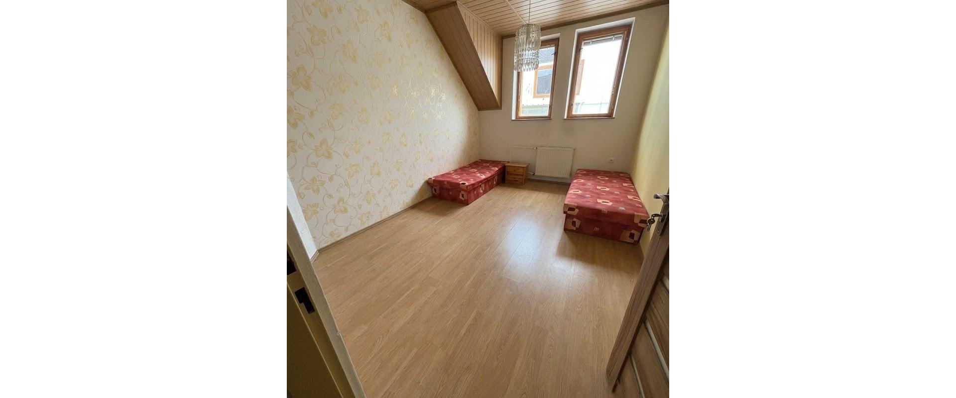 UBYTOVANIE PRE ŠTUDENTOV A JEDNOTLIVCOV | ZVOLEN – PODBOROVÁ