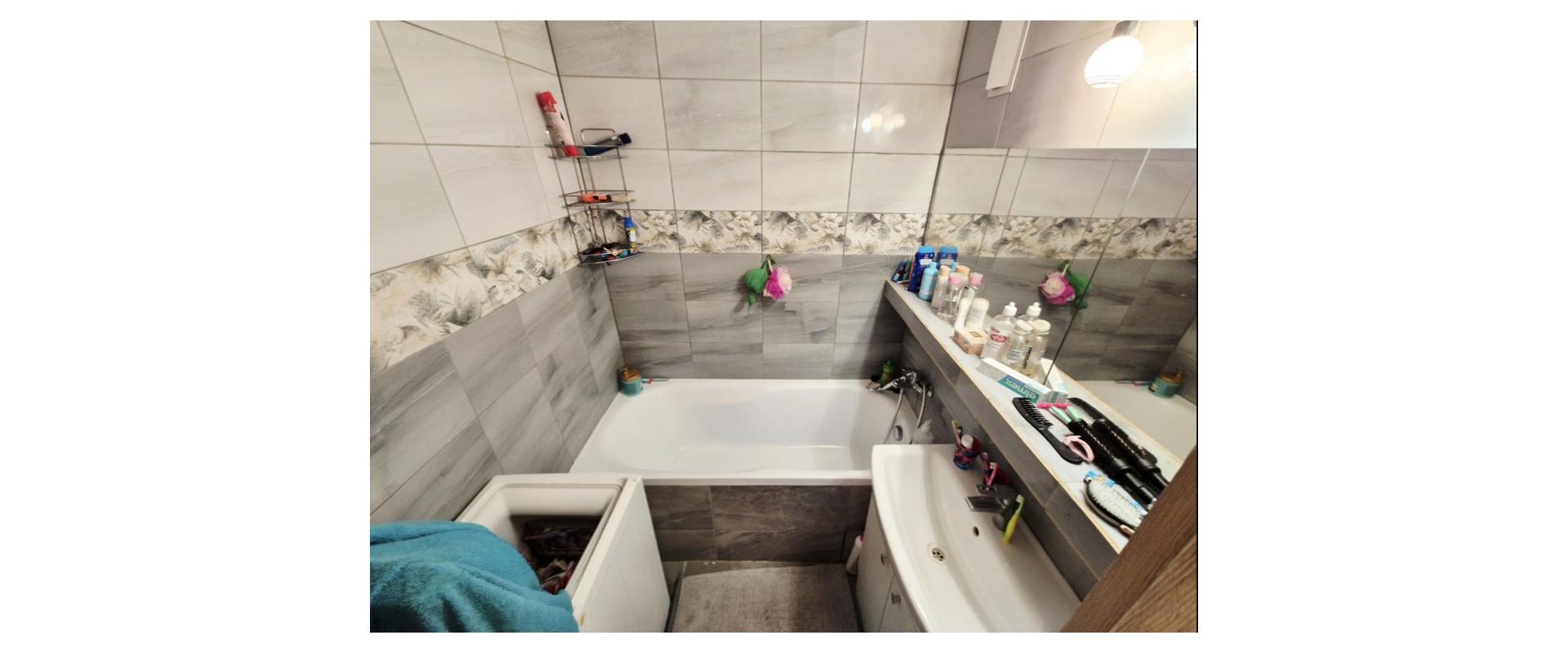 NA PREDAJ PRIESTRANNÝ 3-IZB.BYT+LOGGIA PREDNÁ ČASŤ PETRŽALKY