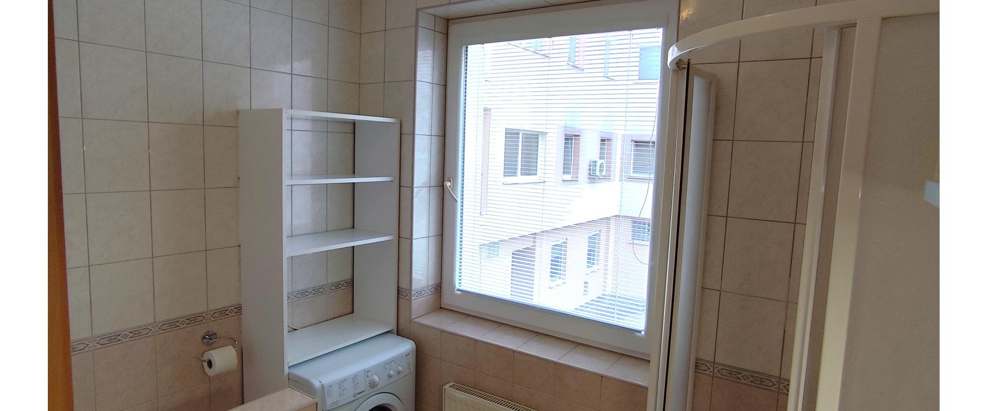 Priestranný 1-izbový apartmán | Tichá lokalita pri centre