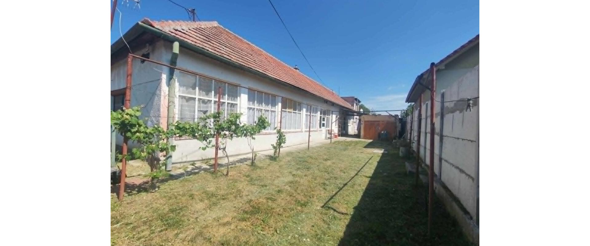 Dom na predaj Vinodol priestranný 5-izbový rodinný dom