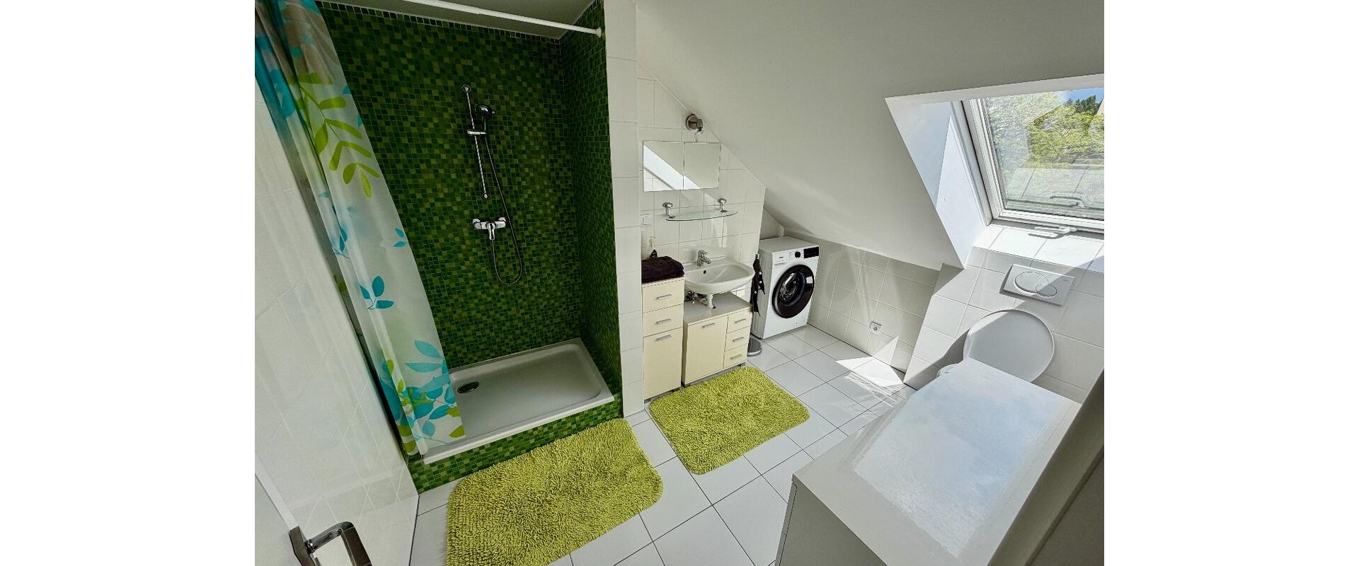 Na prenájom – 2-izbový podkrovný byt s balkónom, Šafárikova