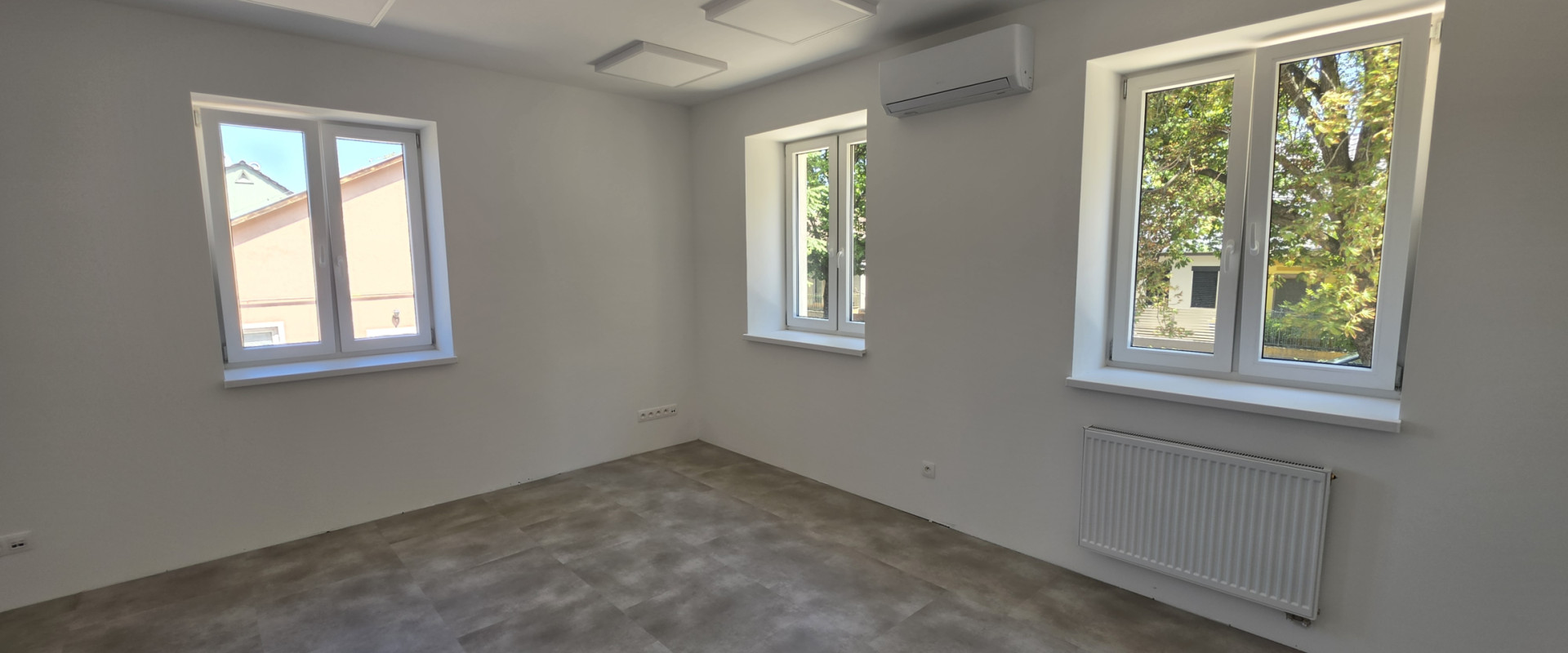 Luxusný kancelársky priestor 37 m² v centre Hlohovca