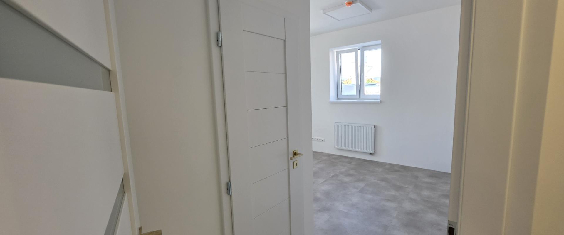 Luxusný kancelársky priestor 23,3m² v centre Hlohovca
