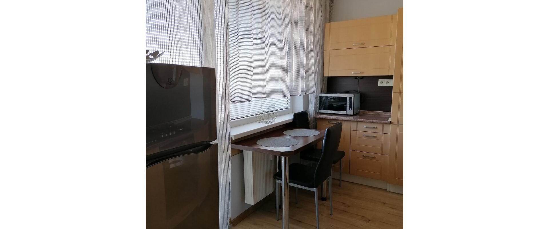 Prenájom útulneho 1,5 izbového bytu s dvoma loggiami - Juh