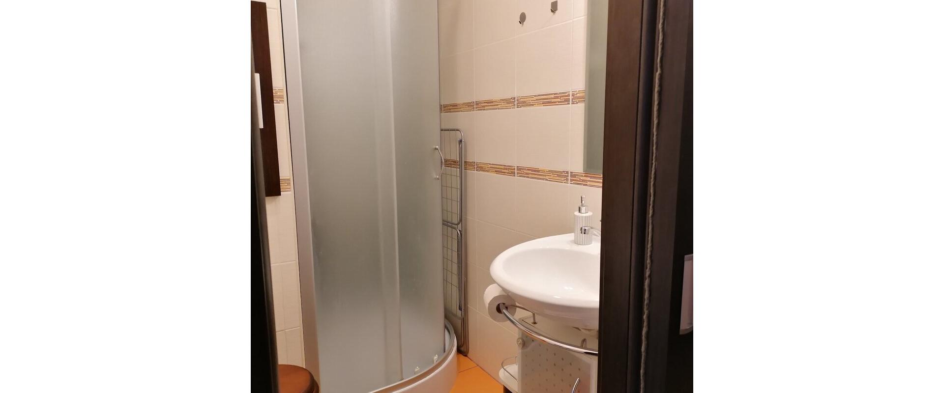 Prenájom útulneho 1,5 izbového bytu s dvoma loggiami - Juh