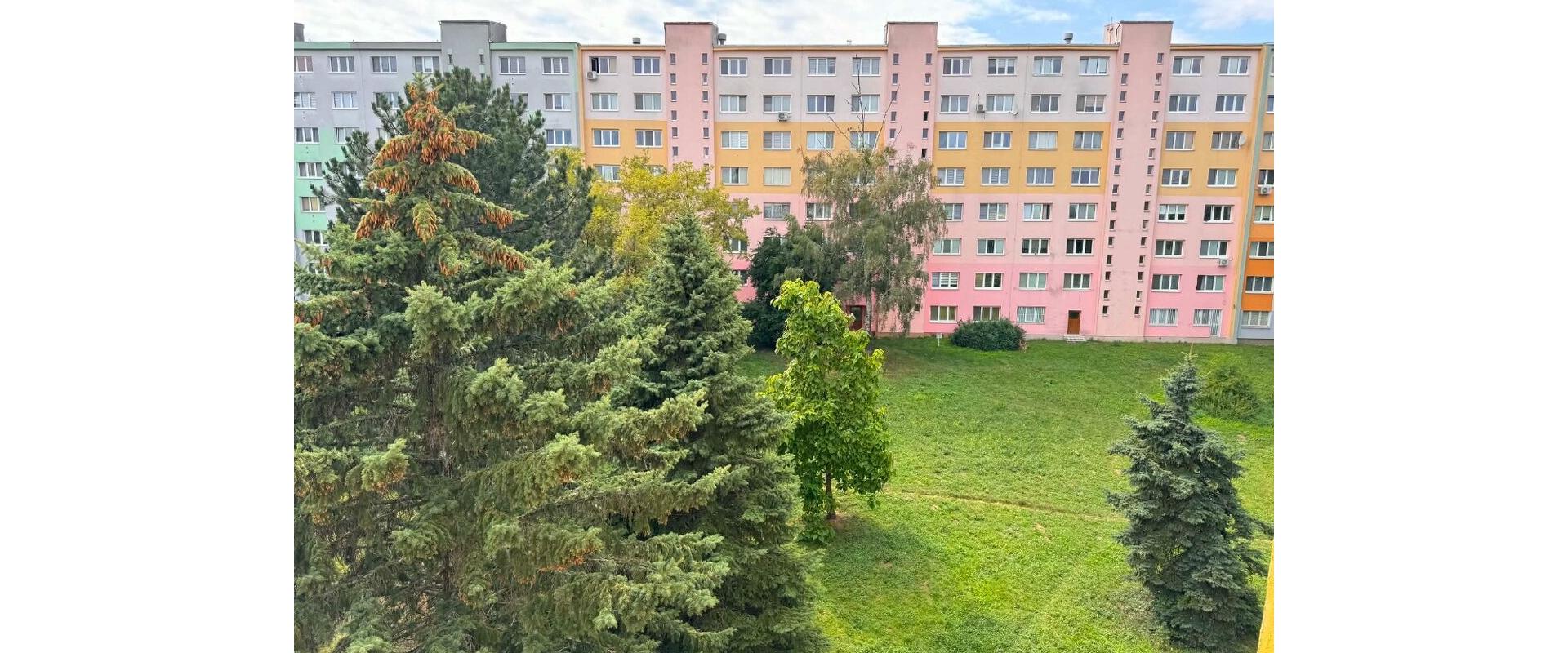 Predaj veľký 2-izbový byt 51m2– Košice, Terasa, Ľudová ulica