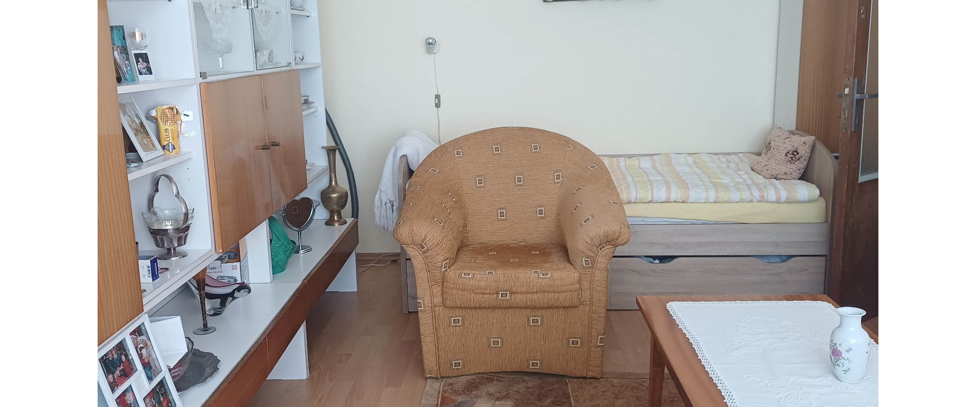 Na predaj 1-izbový byt vo Veľkých Kapušanoch