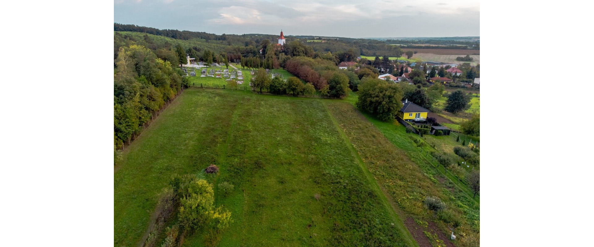Stavebný pozemok 1 000 m² | Vieska nad Žitavou