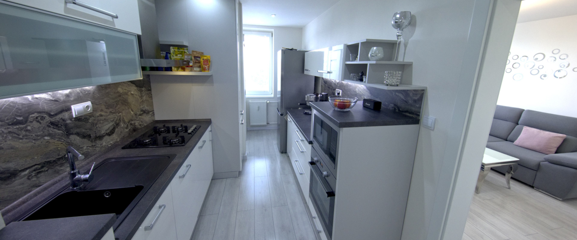 3-IZBOVÝ BYT NA TERASE | 67 m² | 8/8