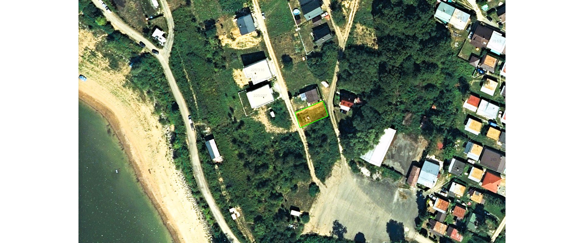 CHCETE MAŤ DOMAŠU NA DOSAH? Pozemok - 200 m² V TOP REKREAČNEJ LOKALITE.