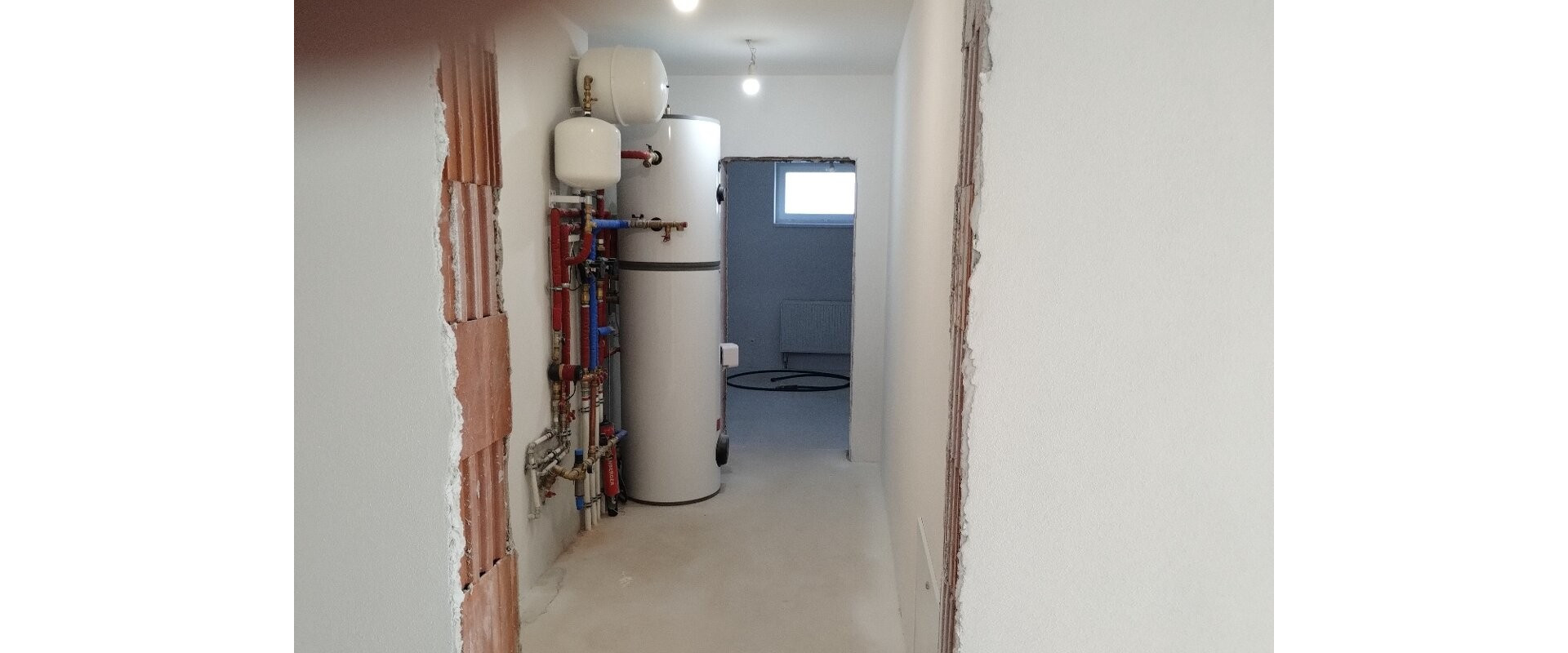 Moderný 4-izbový bungalov v obci Poluvsie iba kúsok od Žiliny.