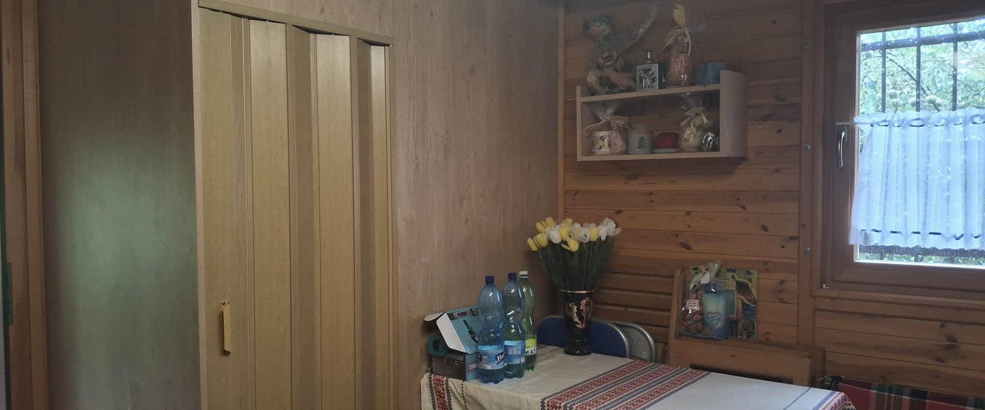 Záhrada s chatkou
