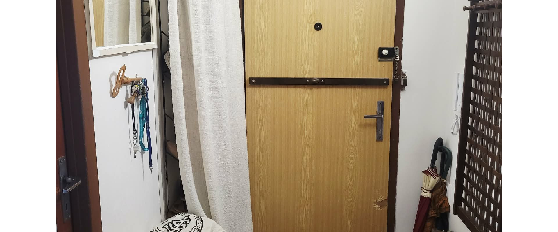 PREDAJ veľký 4-izbový byt s krásnym výhľadom a balkónom / 82m2 – Berlínska ulica,Ťahanovce