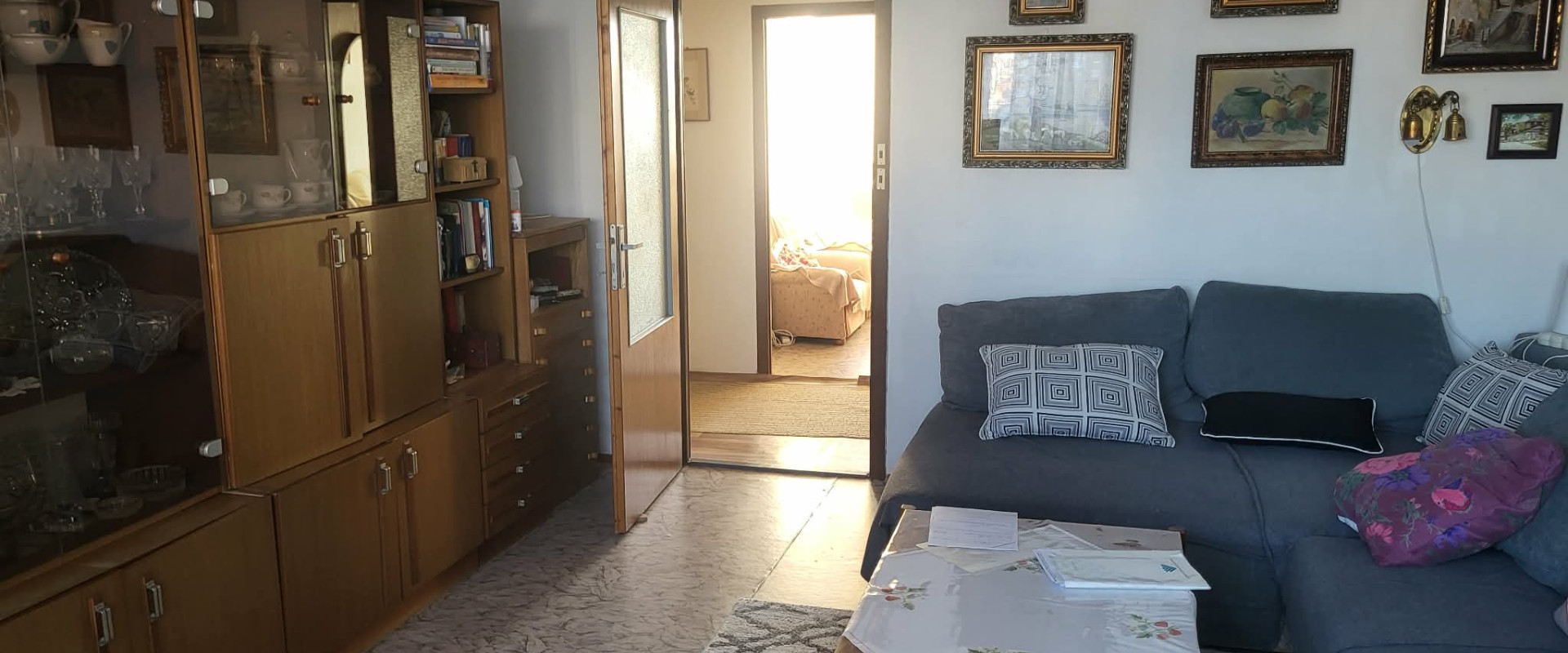 PREDAJ veľký 4-izbový byt s krásnym výhľadom a balkónom / 82m2 – Berlínska ulica,Ťahanovce
