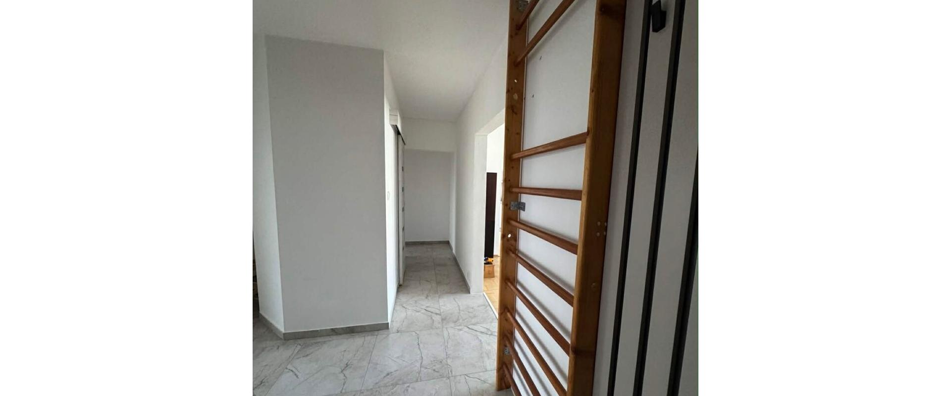 Prenájom: 5-izbový byt - 96 m² v obľúbenej lokalite Solinky.