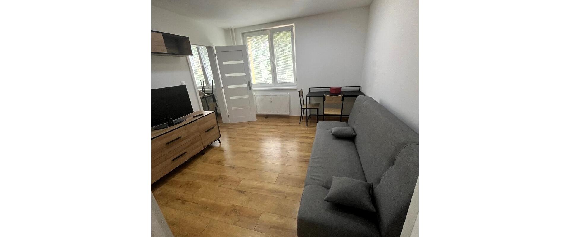 2 - izb. byt na prenájom v Humennom – kompletne zariadený, 550 € vrátane energií a internetu