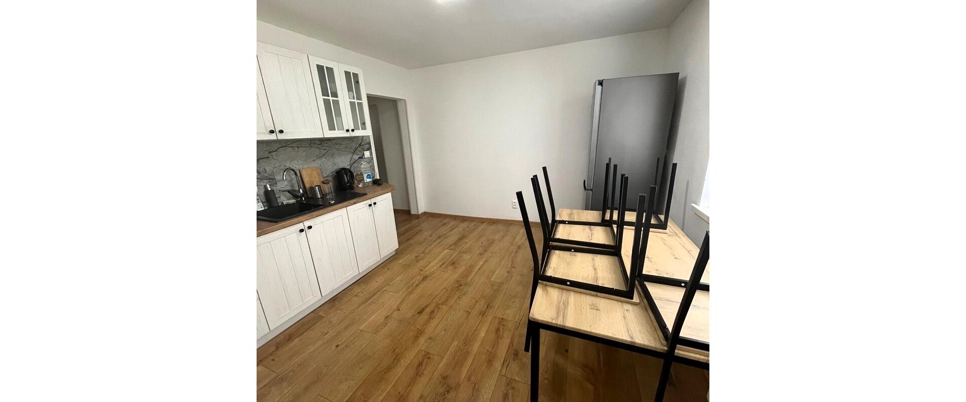 2 - izb. byt na prenájom v Humennom – kompletne zariadený, 550 € vrátane energií a internetu