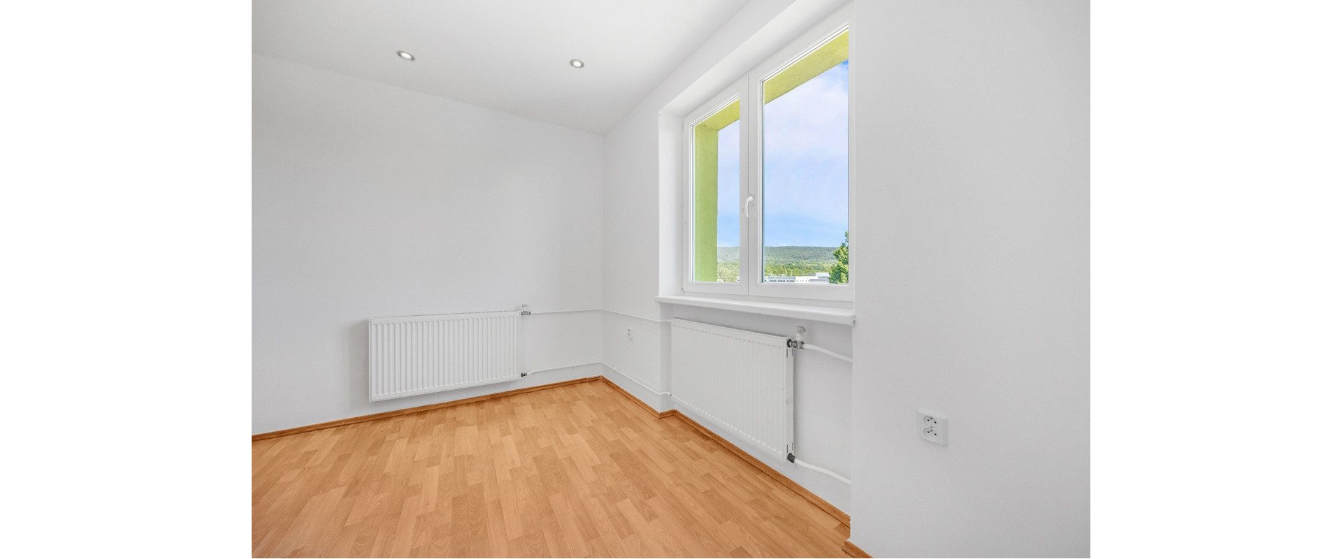 🔑NA PREDAJ 2-IZBOVÝ BYT + BALKÓN + PARKING, 56 M2, 194990 €
