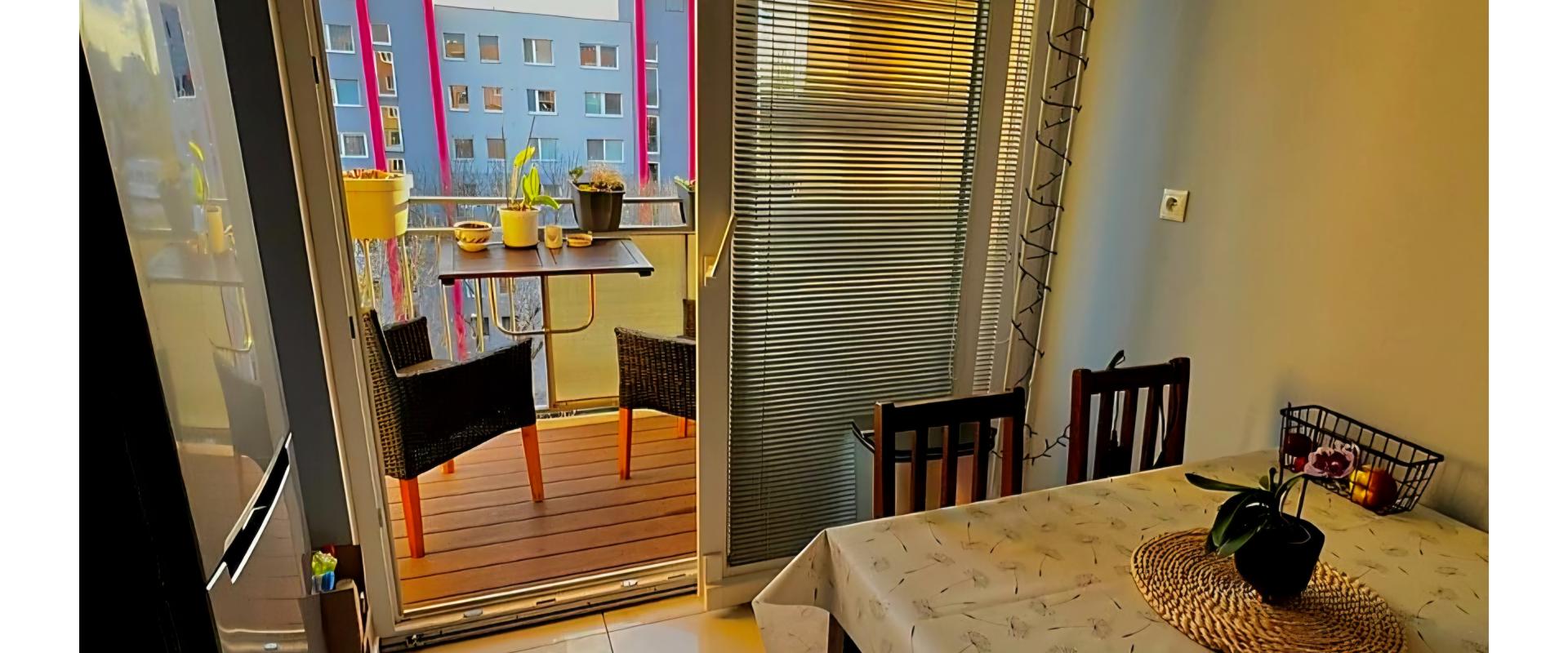Priestranný 3-izbový byt s balkónom po kompl.rekonštrukcii