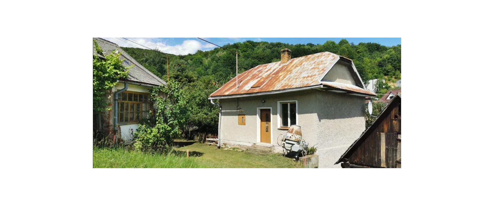 Rodinný dom s potenciálom v pokojnej časti obce Zlatá Idka.