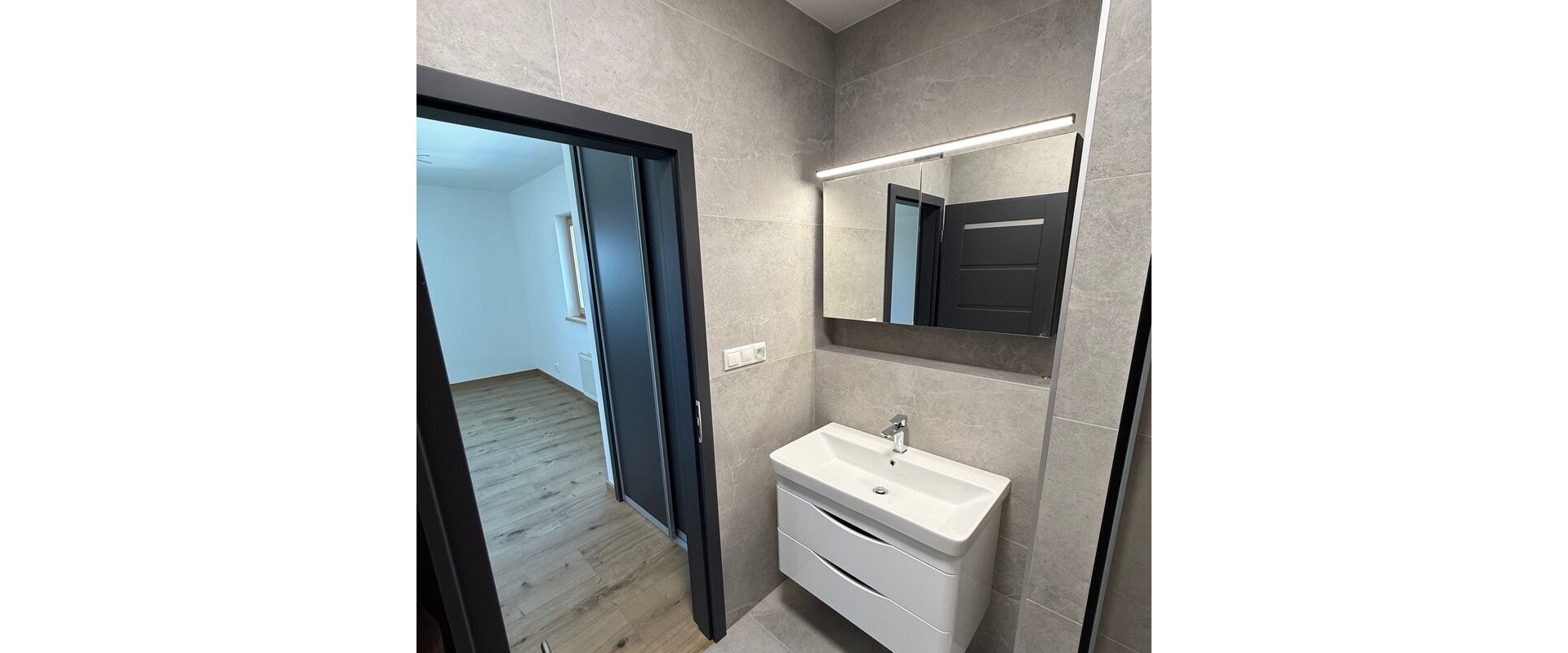 Na predaj výnimočný 4-izbový byt po rekonštrukcii 159,28 m².