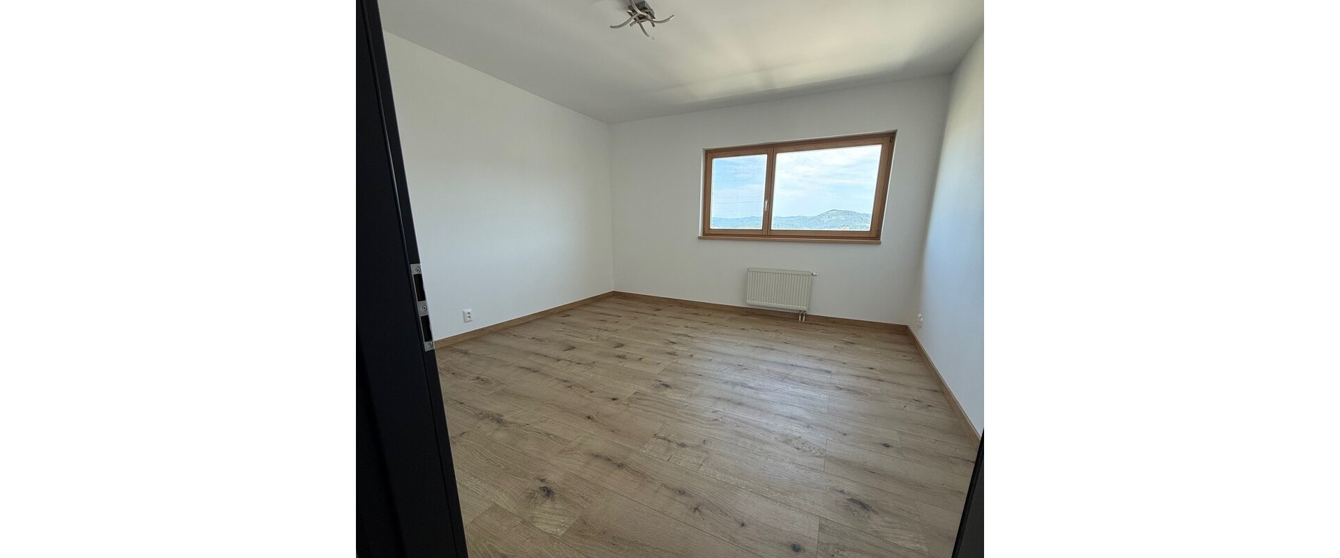 Na predaj výnimočný 4-izbový byt po rekonštrukcii 159,28 m².