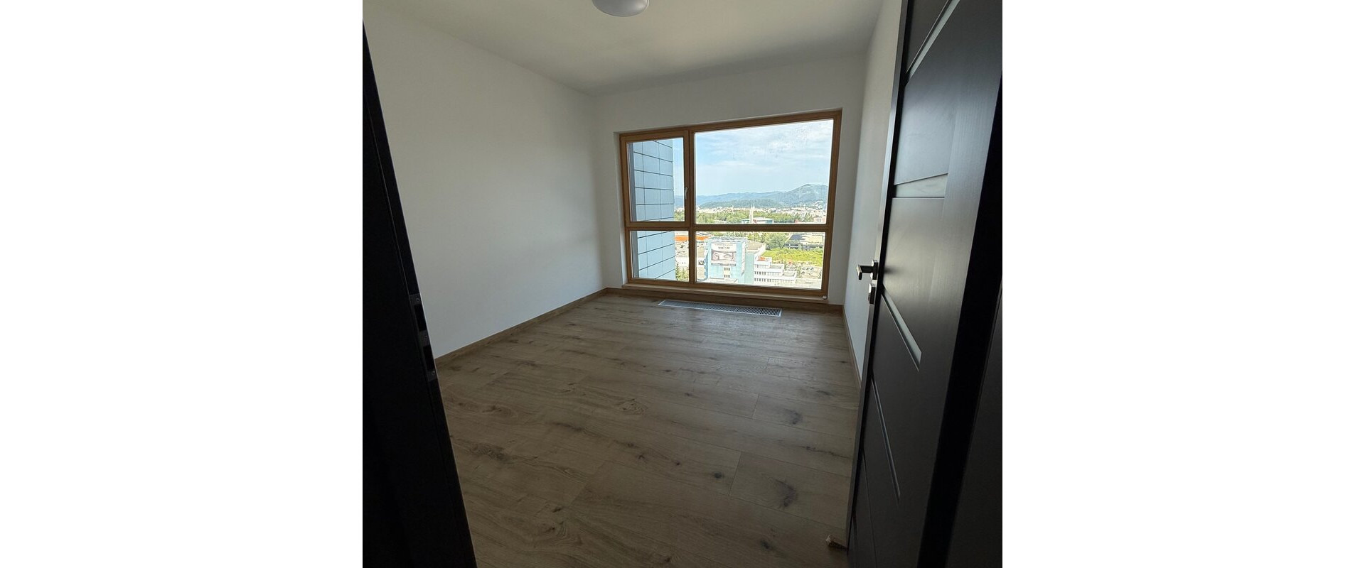 Na predaj výnimočný 4-izbový byt po rekonštrukcii 159,28 m².