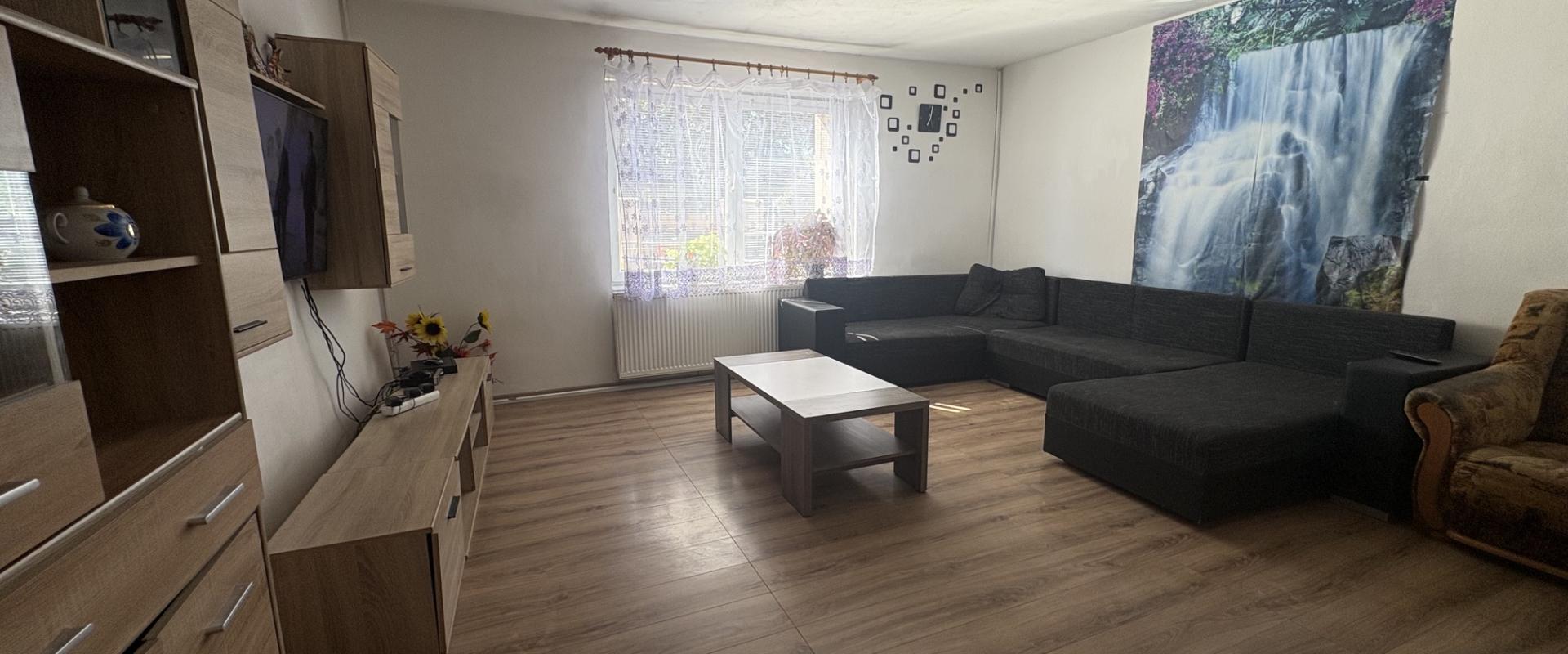 Rodinný dom - Hliník nad Váhom