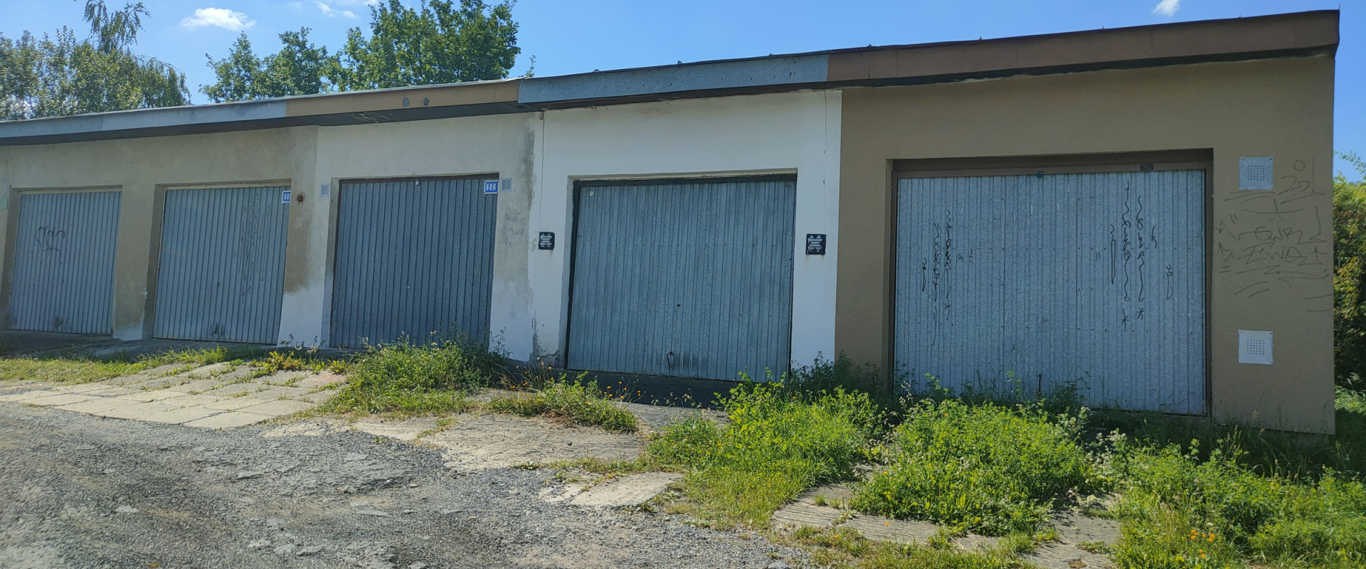 Predám garáž - Tačevská, Bardejov