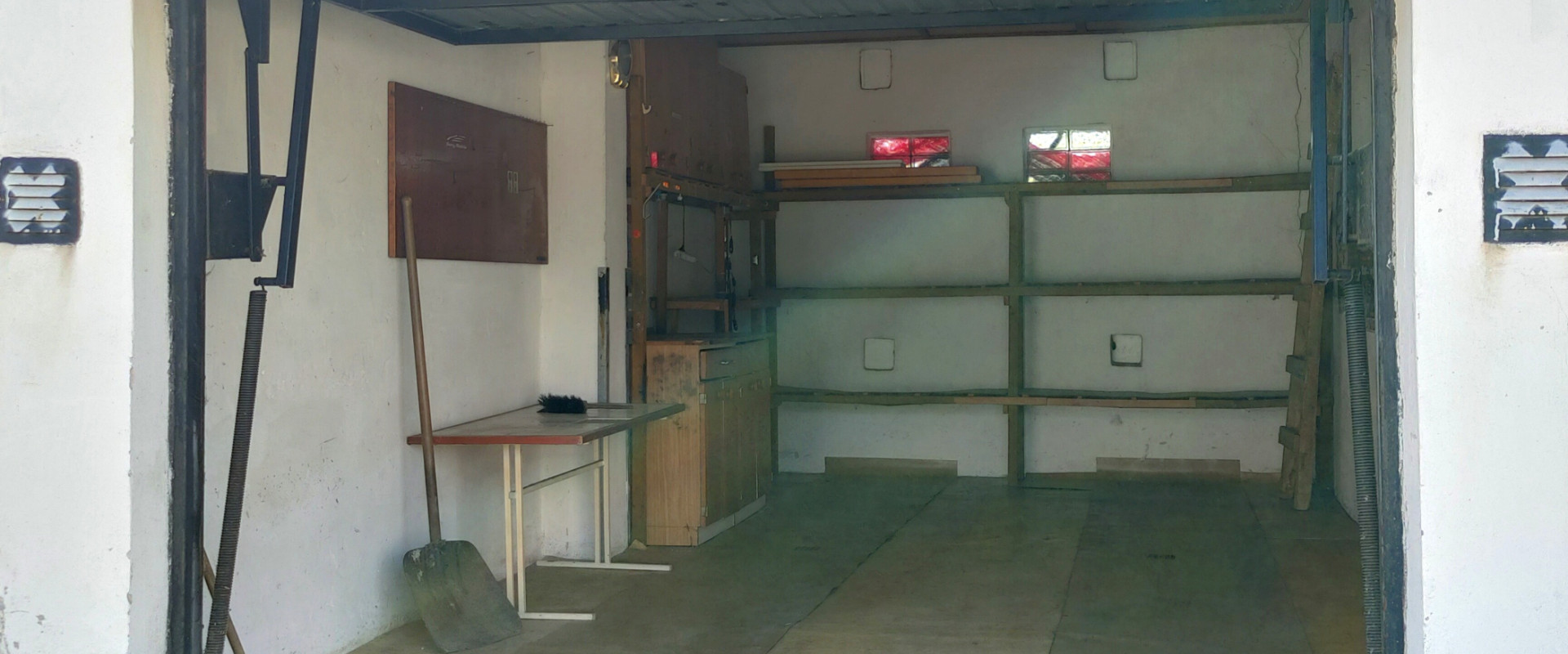Predám garáž - Tačevská, Bardejov