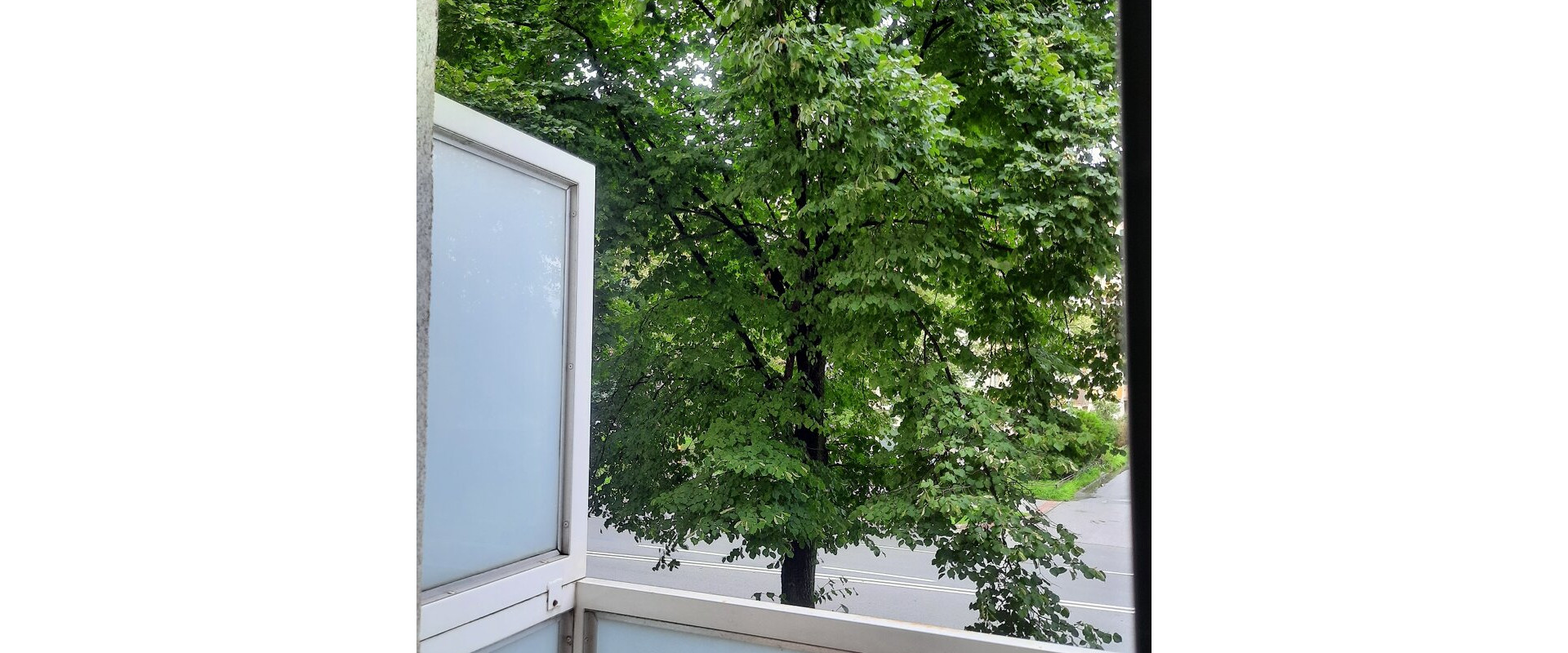 Prenájom zrekonštruovaného 1,5 izbového bytu blízko centra