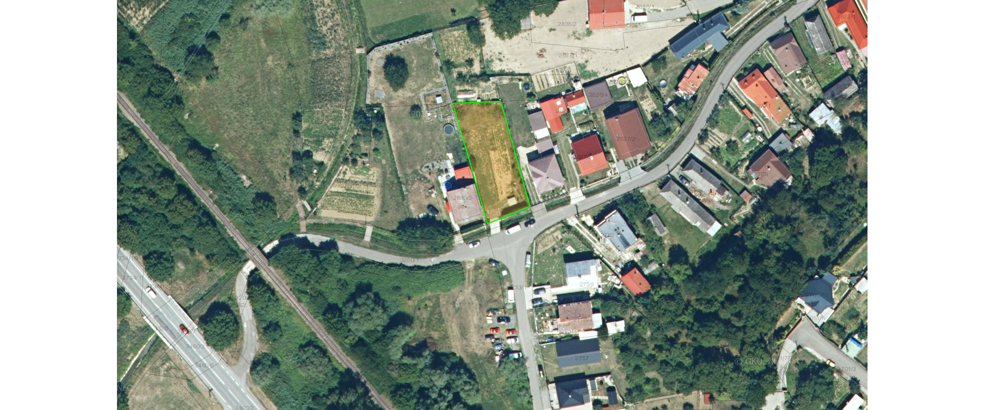 Na predaj stavebný pozemok vo Vranove nad Topľou (801 m²)