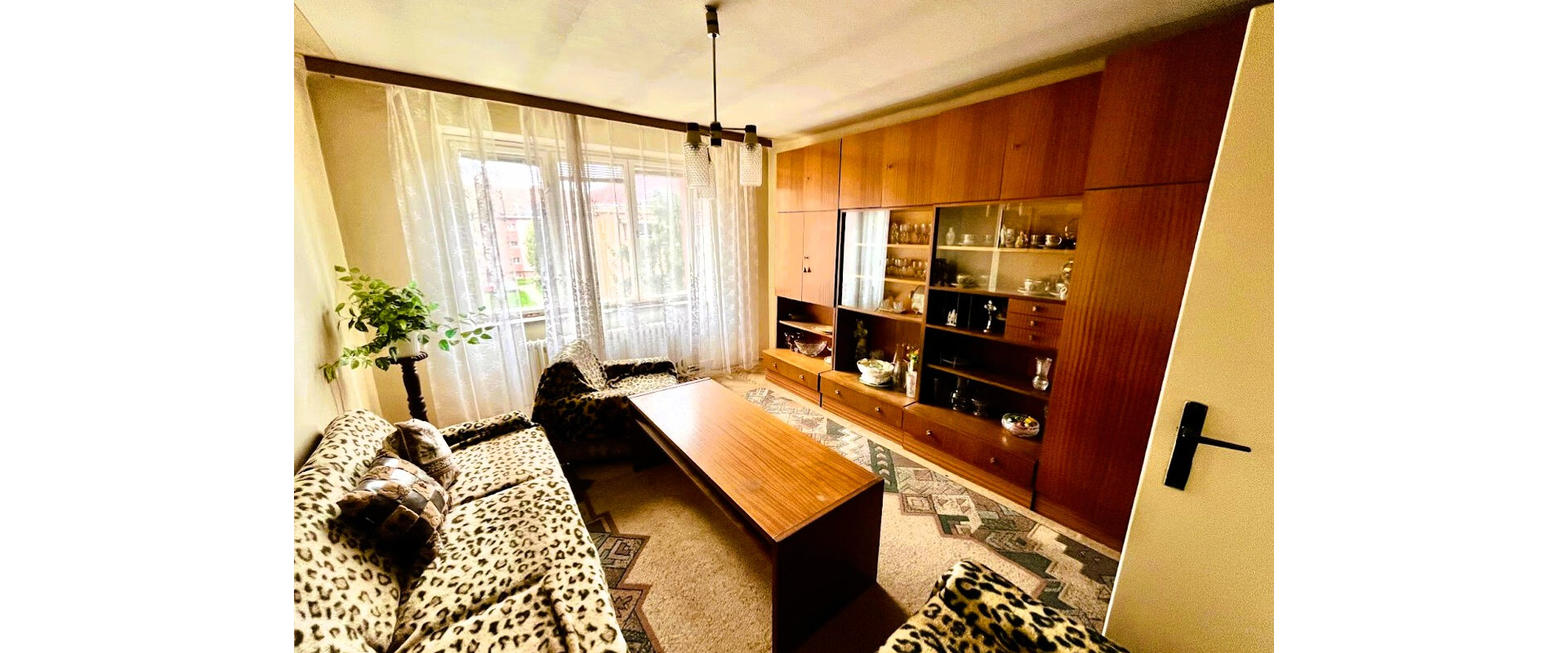 Krásne presvetlený 2-izbový byt s balkónom, Humenné.