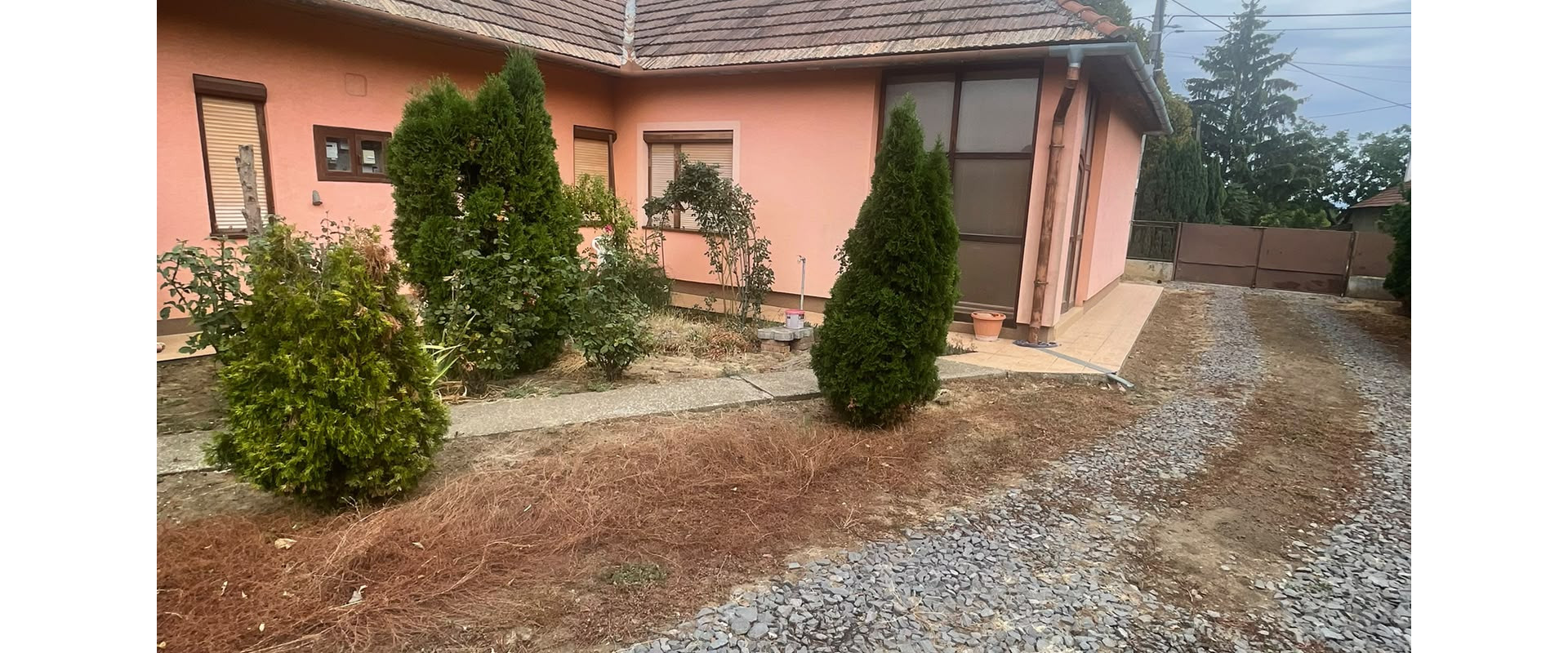 Poctivý rodinný dom s dušou v tichej obci Farná