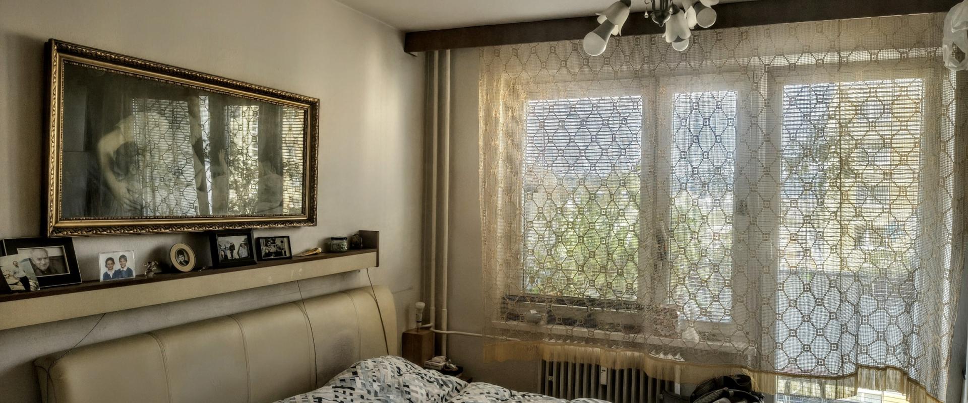 Na predaj: PRIESTRANNÝ A SVETLÝ 3-IZBOVÝ BYT S DVOMA BALKÓNMI